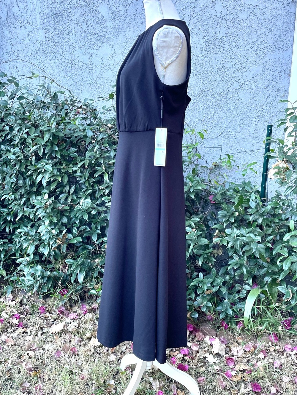 Calvin Klein Sleeveless Midi Dress Keyhole Back Size 8 - Picture 3 of 12